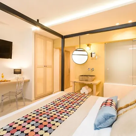 Cressa - Adults Only