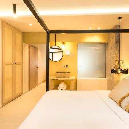 Cressa - Adults Only 레팀노