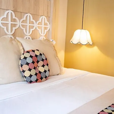 Cressa - Adults Only 레팀노